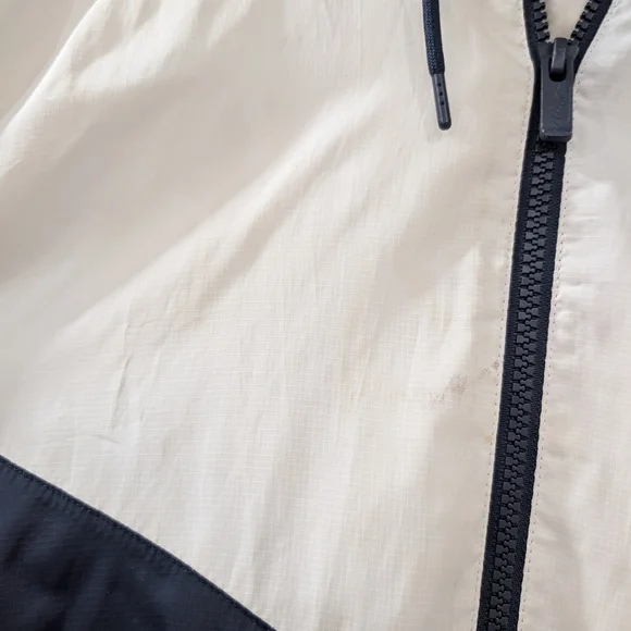 Nike Men's Multicolor Windbreaker Jacket - Picture 3 of 8